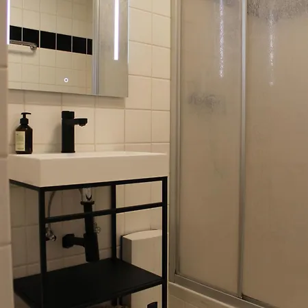 Mit Balkon Und Tiefgarage * Paderborn